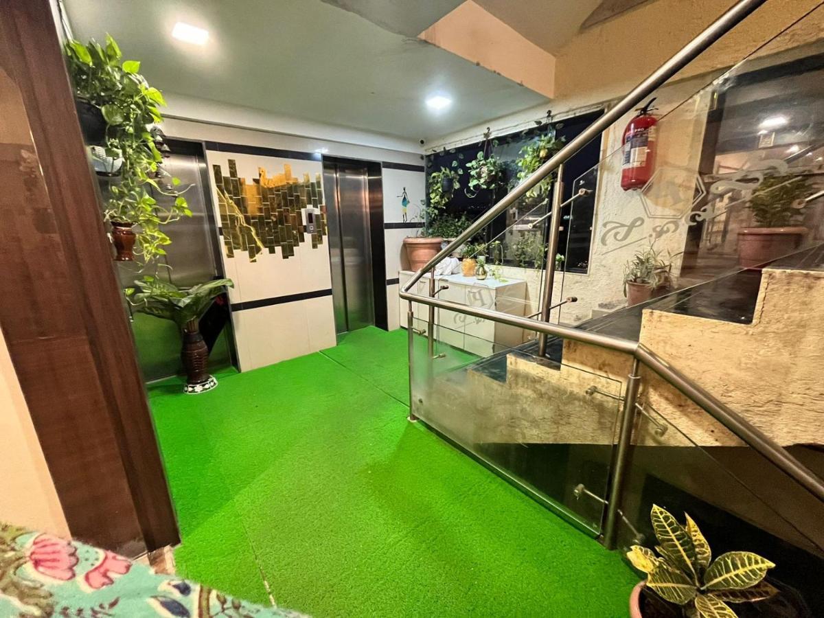 Glitz Hotels The Pacific - Nr Solitaire Corporate Park - Mumbai — Photos 3